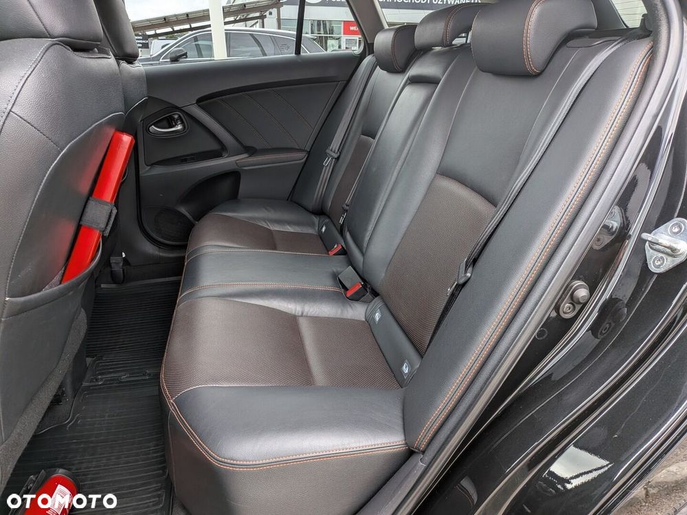 Toyota Avensis 2.0 Premium MS - 34