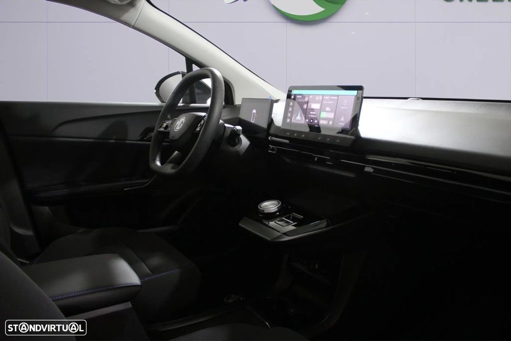 MG MG4 64 kWh Comfort - 8