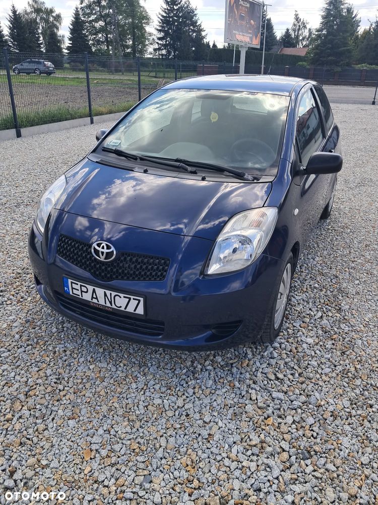 Toyota Yaris - 4