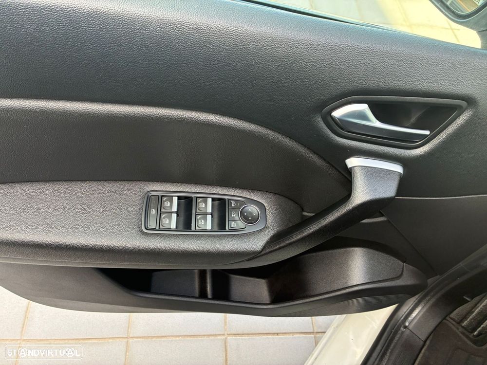 Renault Captur - 10