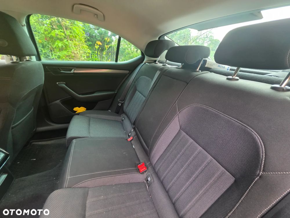 Skoda Superb 2.0 TSI Ambition DSG - 12