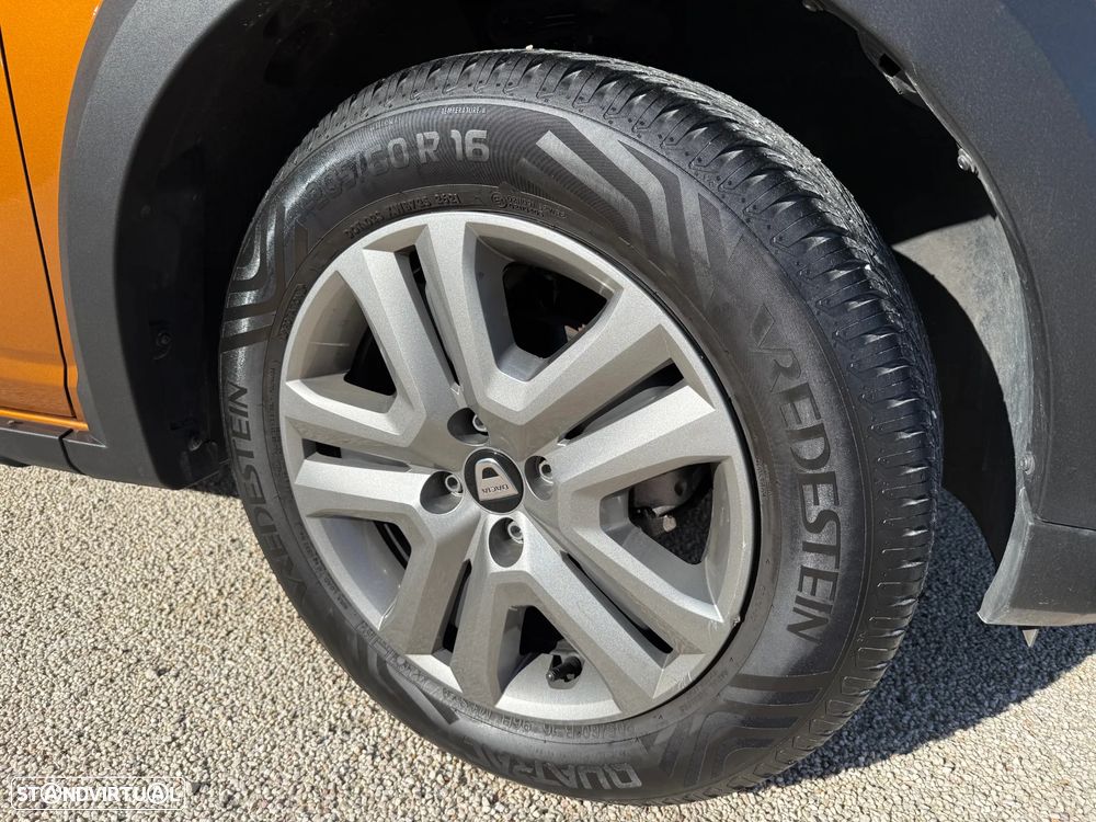 Dacia Sandero Stepway TCe 90 Comfort - 38