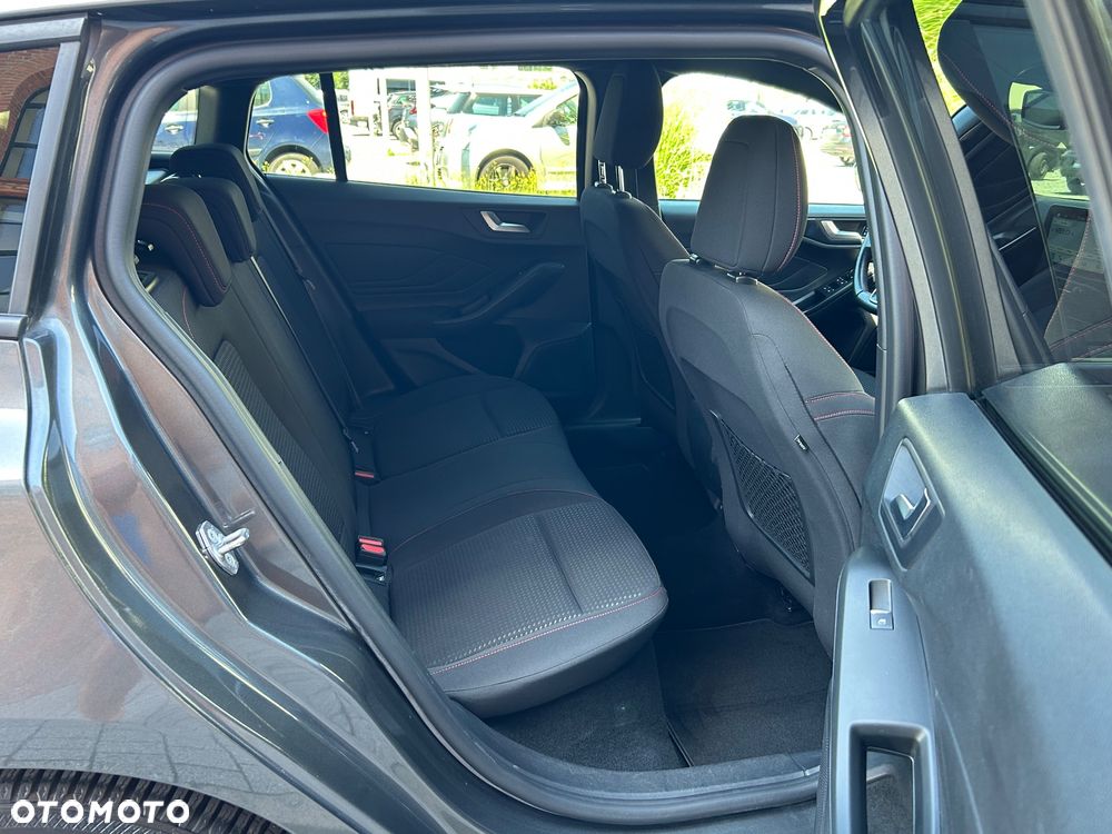 Ford Focus 1.5 EcoBoost STart-Stopp-System ST-LINE - 18