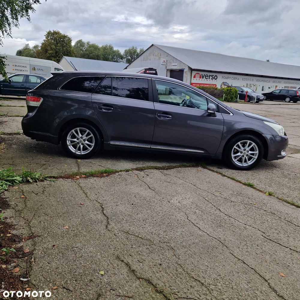 Toyota Avensis 2.0 Sol plus EU5 MS - 5