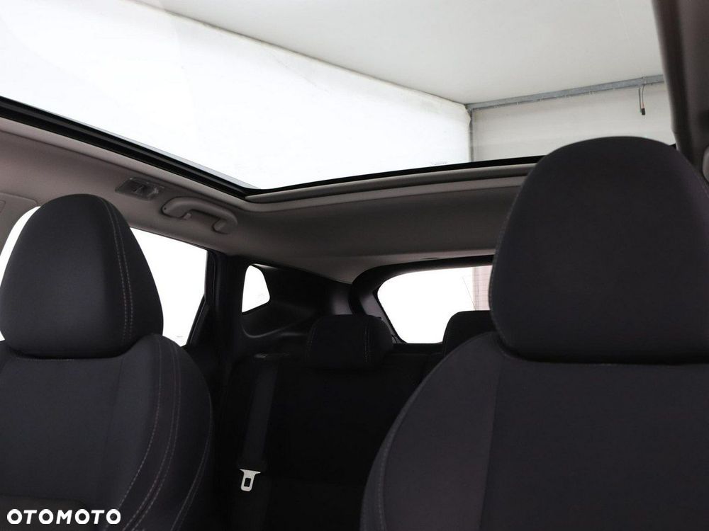 Nissan Qashqai 1.6 DCi N-Connecta - 38