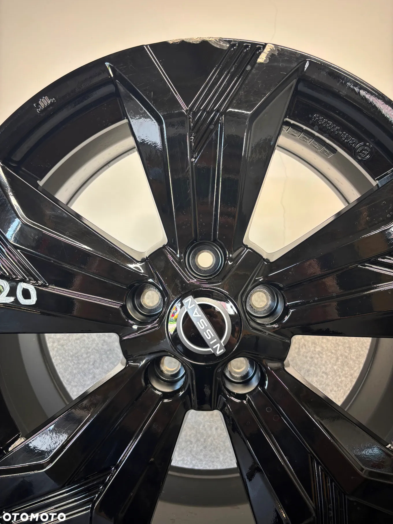1 FELGA ALU. NISSAN X-TRAIL T32  18'' 7,5J ET40 - 6