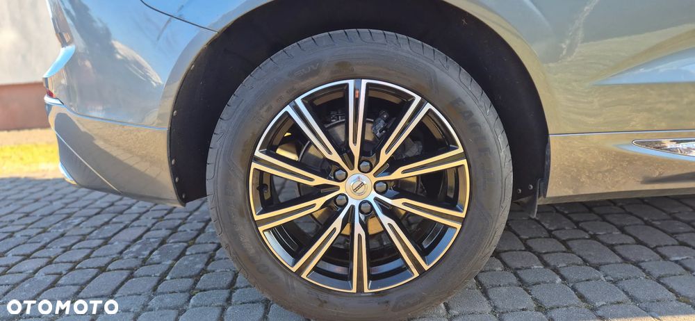 Volvo XC 60 D4 SCR AWD Inscription - 19