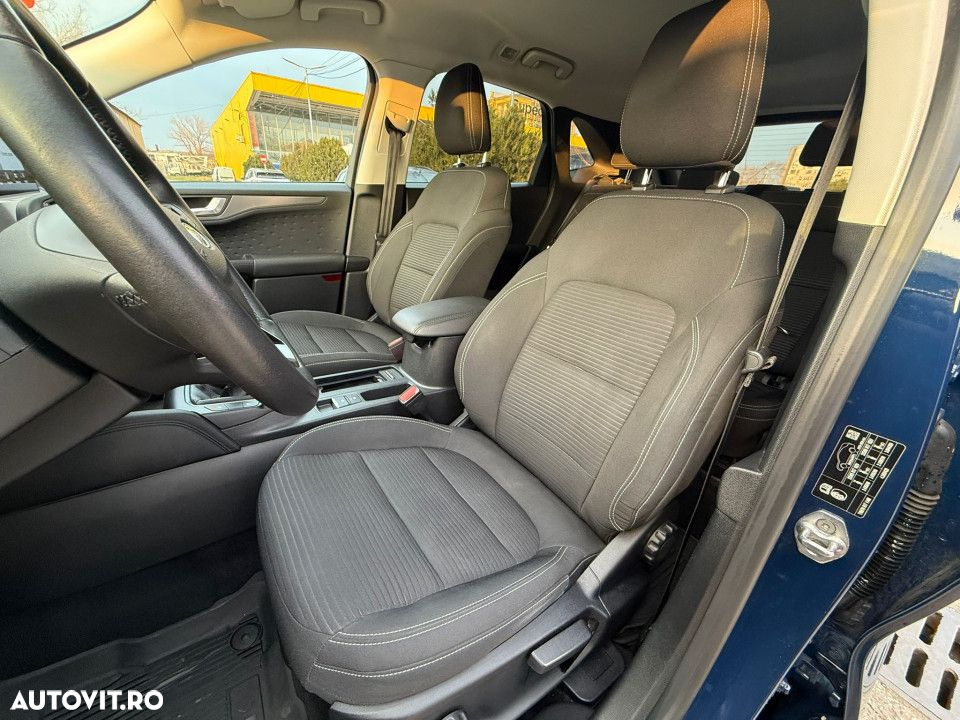 Ford Kuga 1.5 EcoBoost FWD Titanium - 24