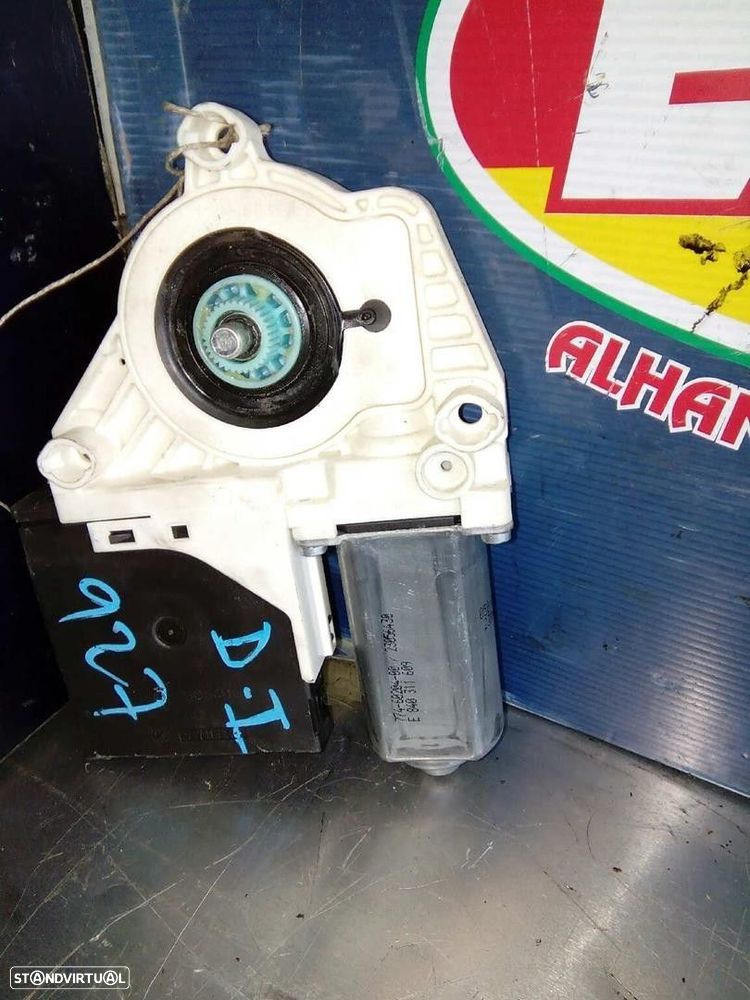 MOTOR ELEVADOR DE VIDRO FRONTAL ESQUERDO SEAT LEON 2006 -1T0959701CFKZ - 3