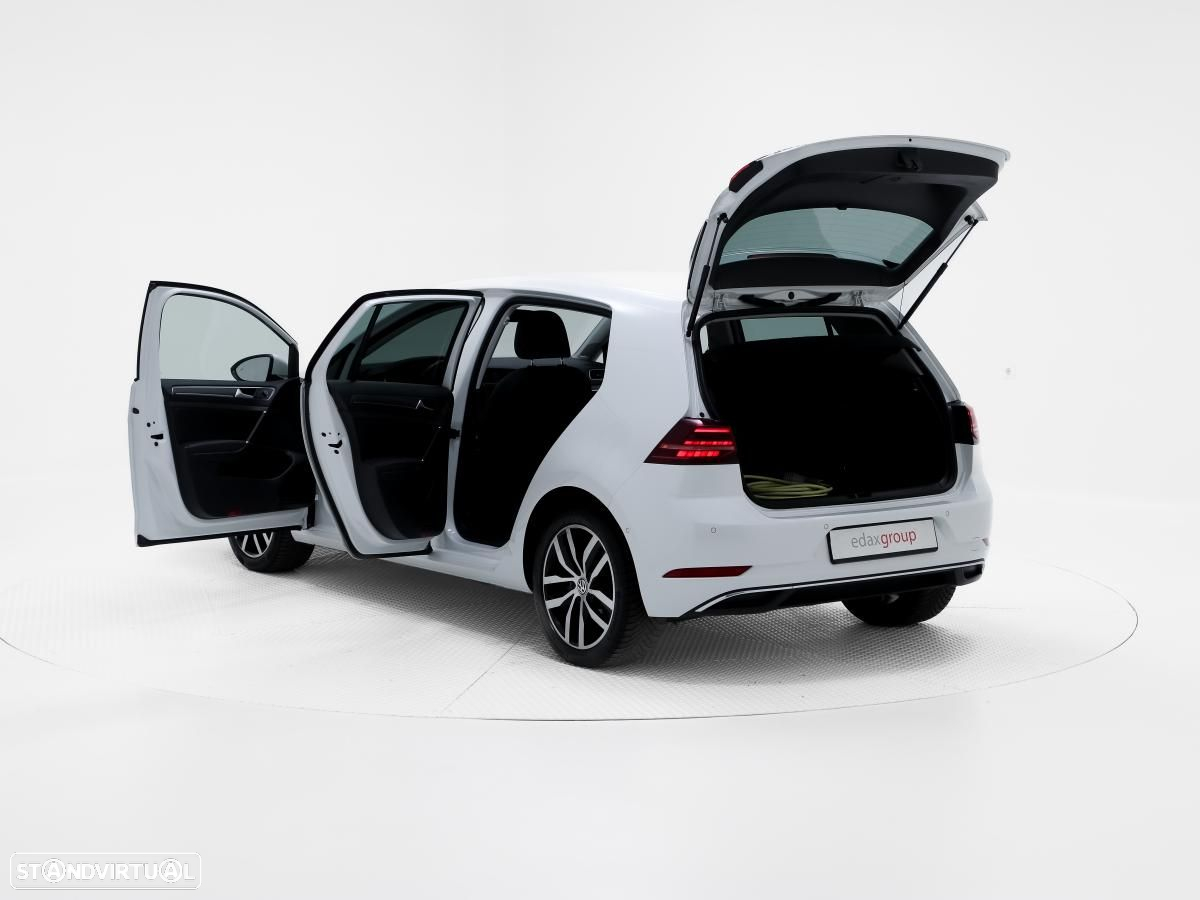 VW e-Golf AC/DC - 5