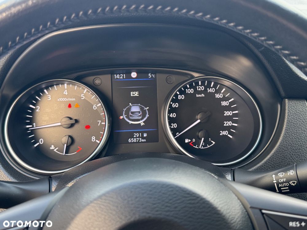 Nissan Qashqai 1.3 DIG-T N-WAY - 19