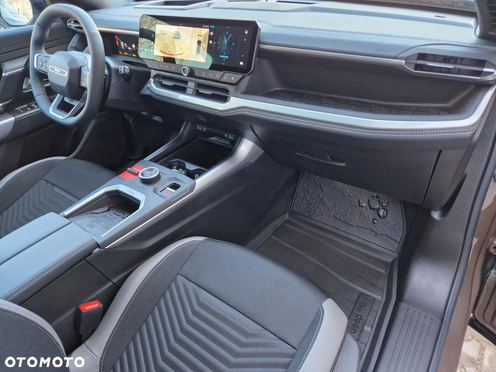 Jeep Compass 1.2 T3 mHEV First Edition FWD DCT - 25