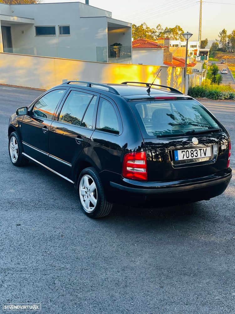 Skoda Fabia Break 1.4 Style AC+CB+ABS - 2