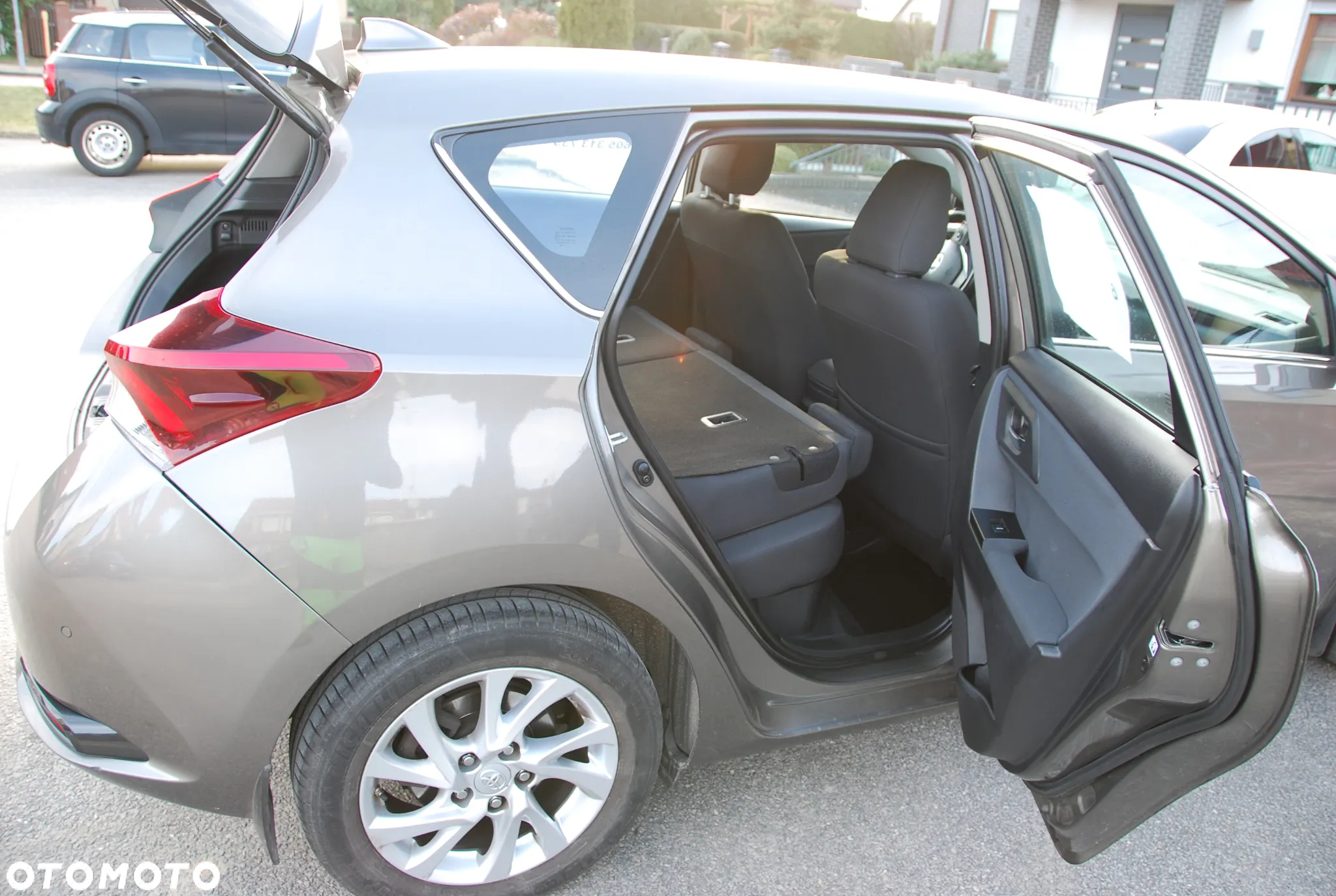 Toyota Auris - 11