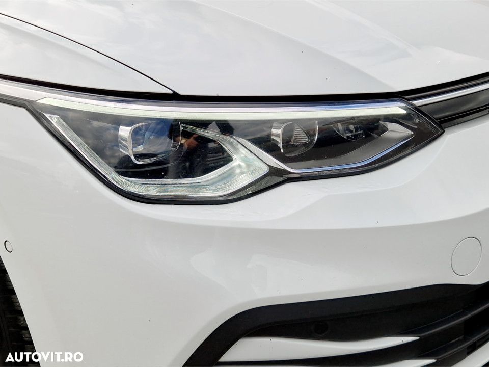 Volkswagen Golf 1.5 TSI ACT Life - 9