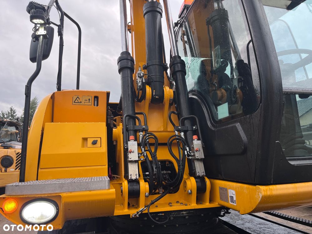 JCB JS145W - 12