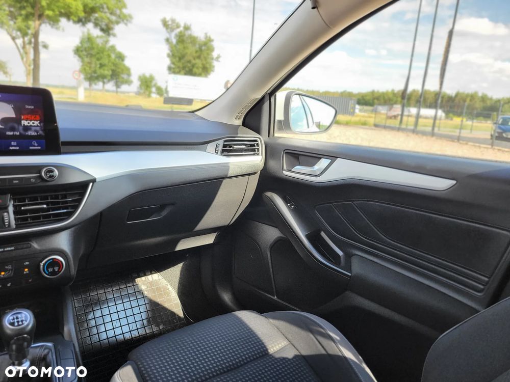 Ford Focus 1.5 EcoBlue SCR Connected - 11