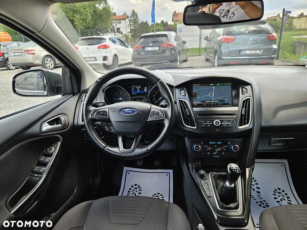 Ford Focus 1.5 TDCi DPF Start-Stopp-System Titanium - 18