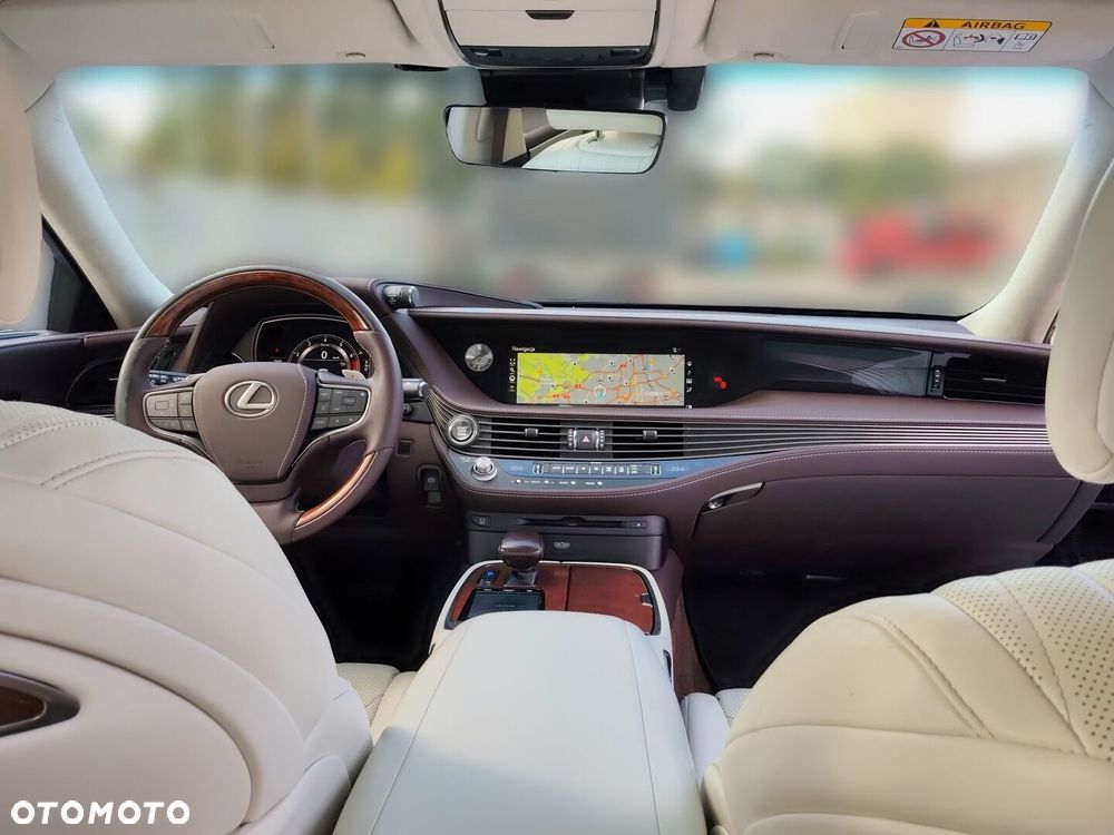 Lexus LS 500 Omotenashi AWD - 3