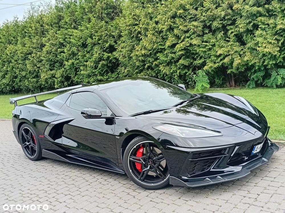 Chevrolet Corvette - 24