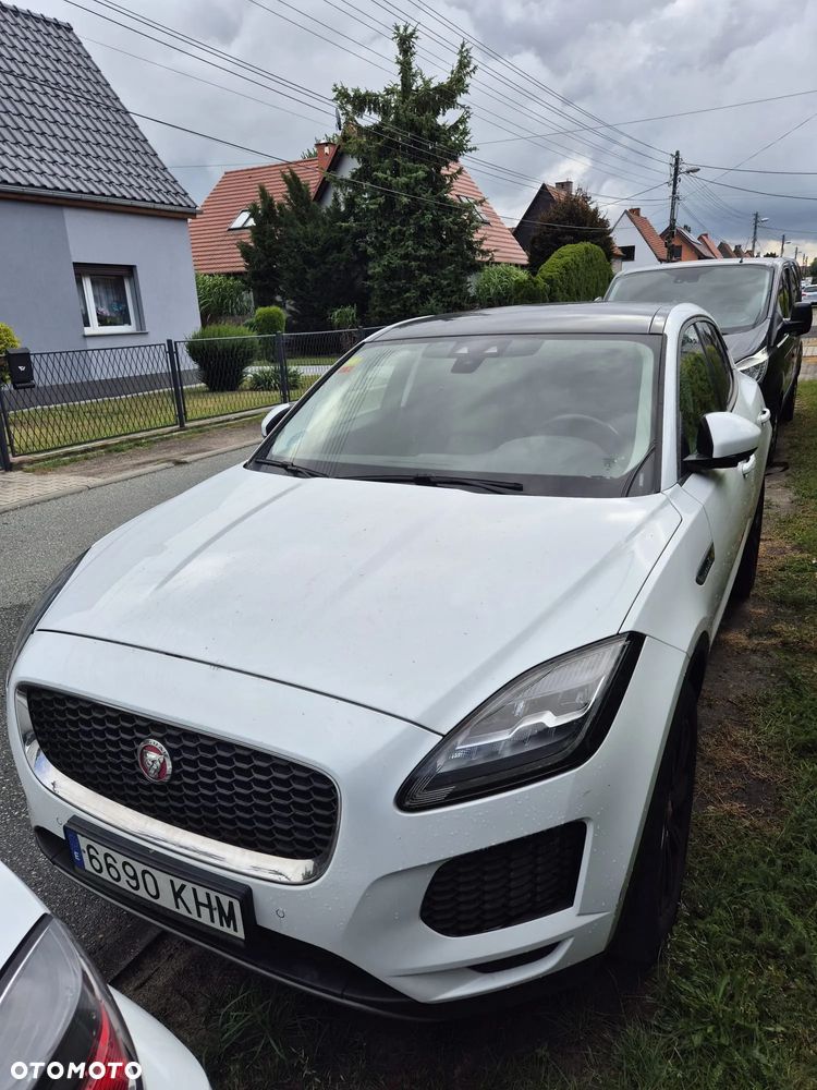 Jaguar E-Pace - 6