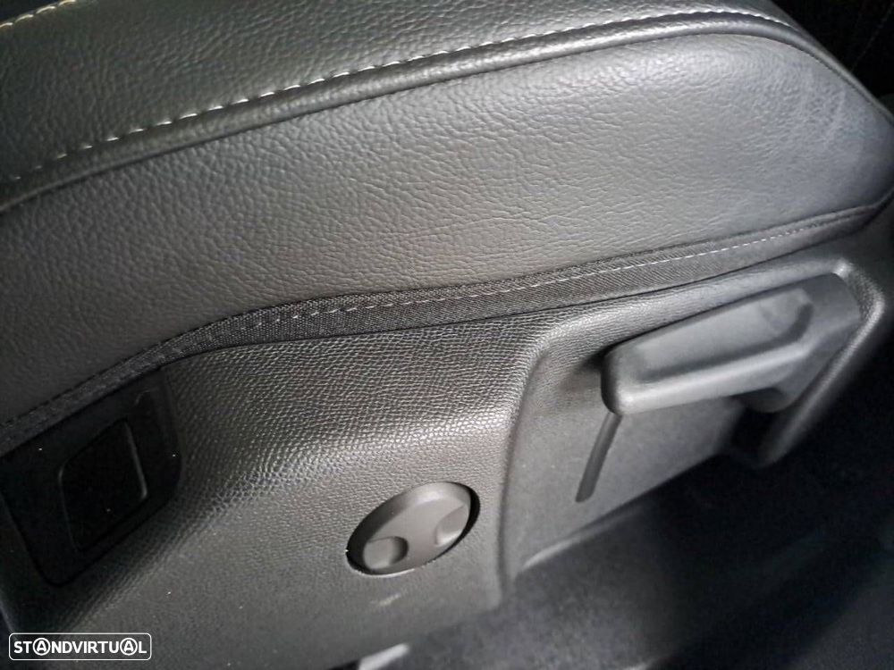 DS DS7 E-Tense Performance Line+ EAT8 - 13