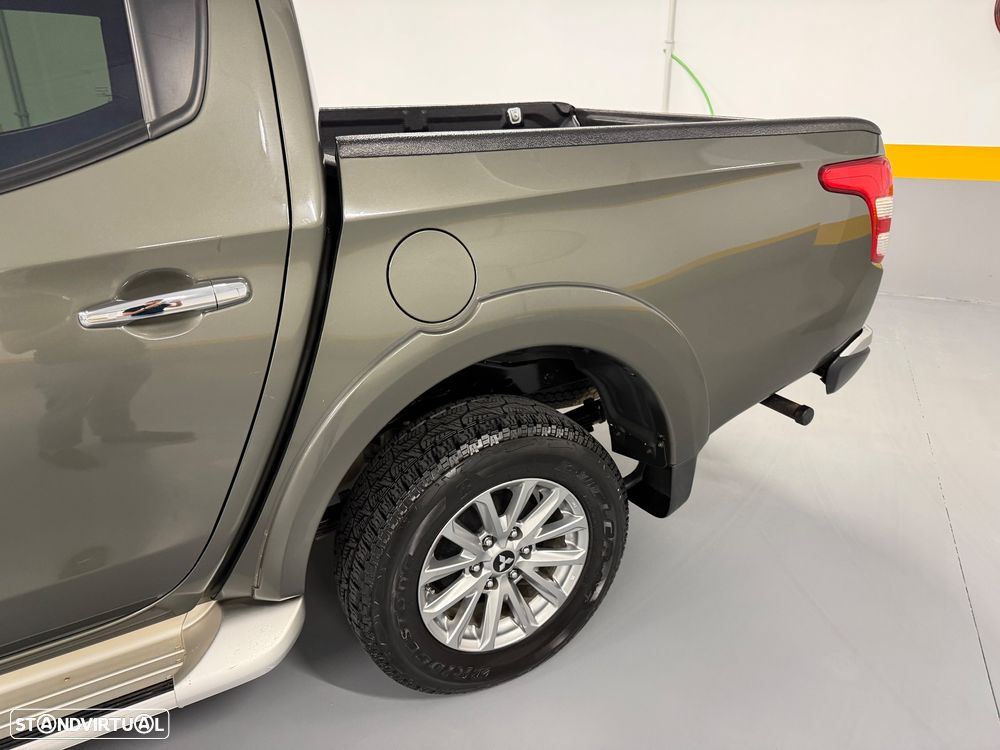 Mitsubishi L200 2.4 DI-D CD Intense Sport Space Cab Strakar 4WD - 4