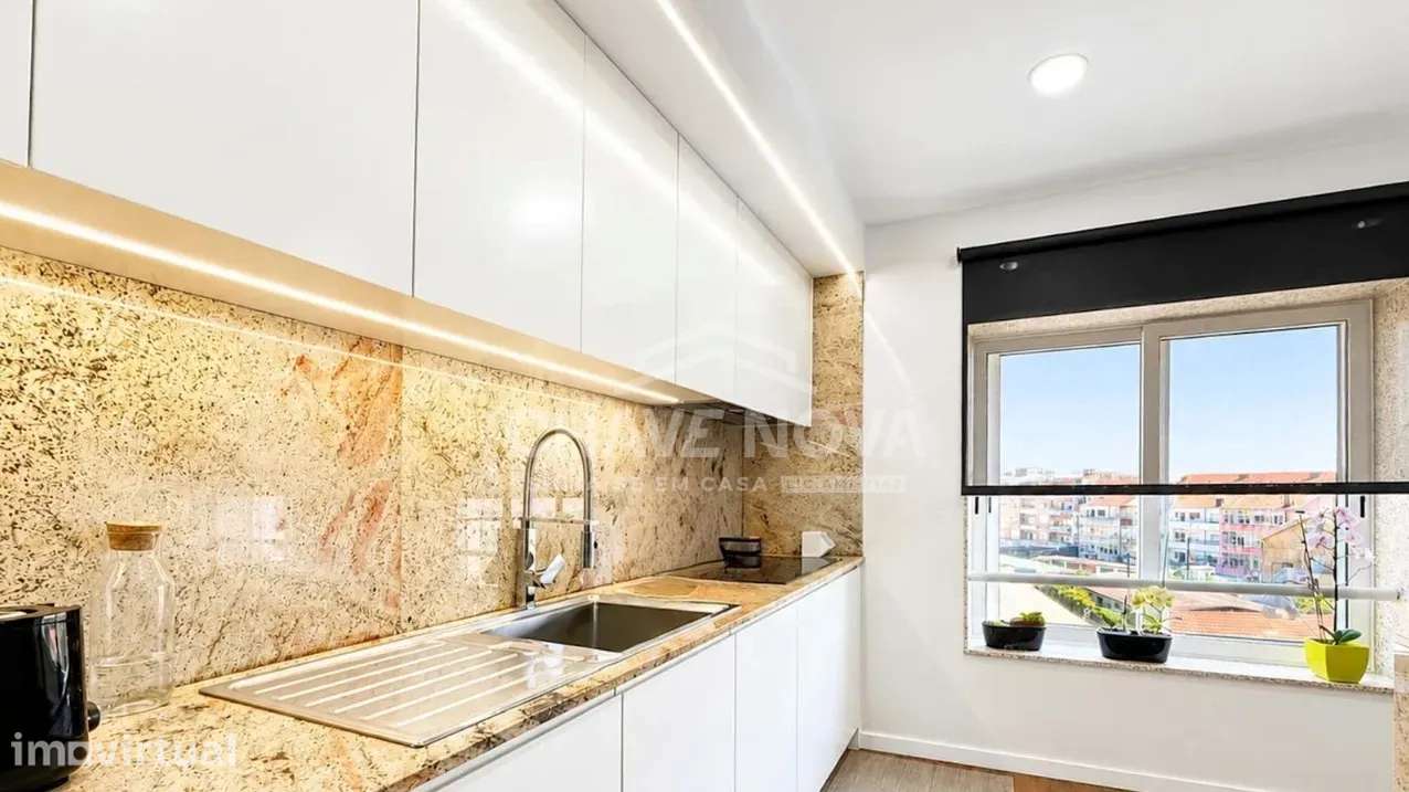 Apartamento T4 Totalmente Renovado em Canidelo - Grande imagem: 3/14