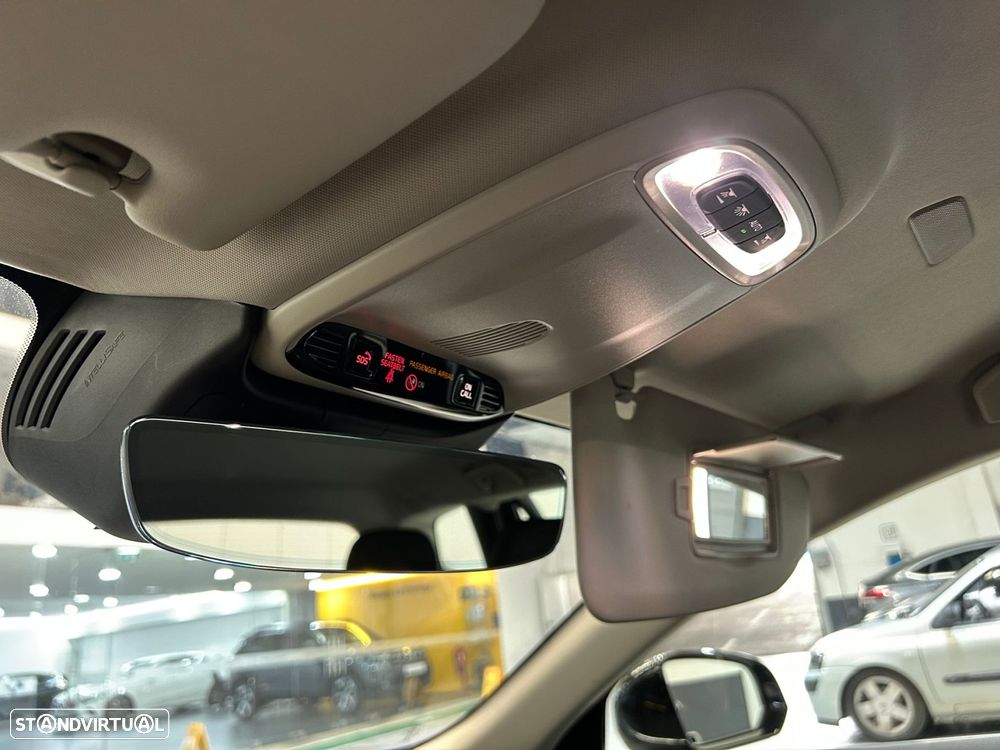 Volvo V60 2.0 T6 AWD TE Inscription Expression - 39