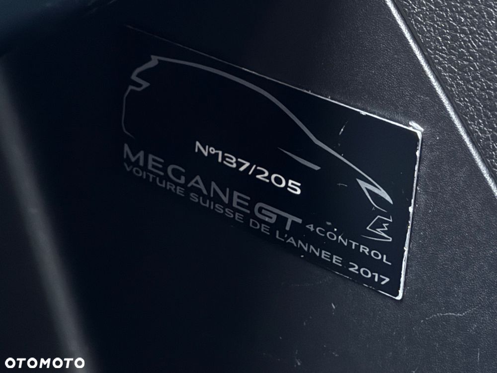 Renault Megane ENERGY TCe 205 EDC GT - 31