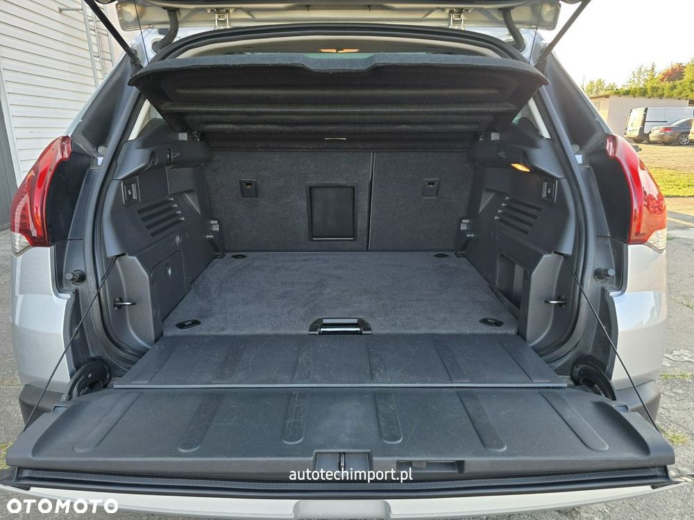 Peugeot 3008 2.0 BlueHDi Allure S&S - 14
