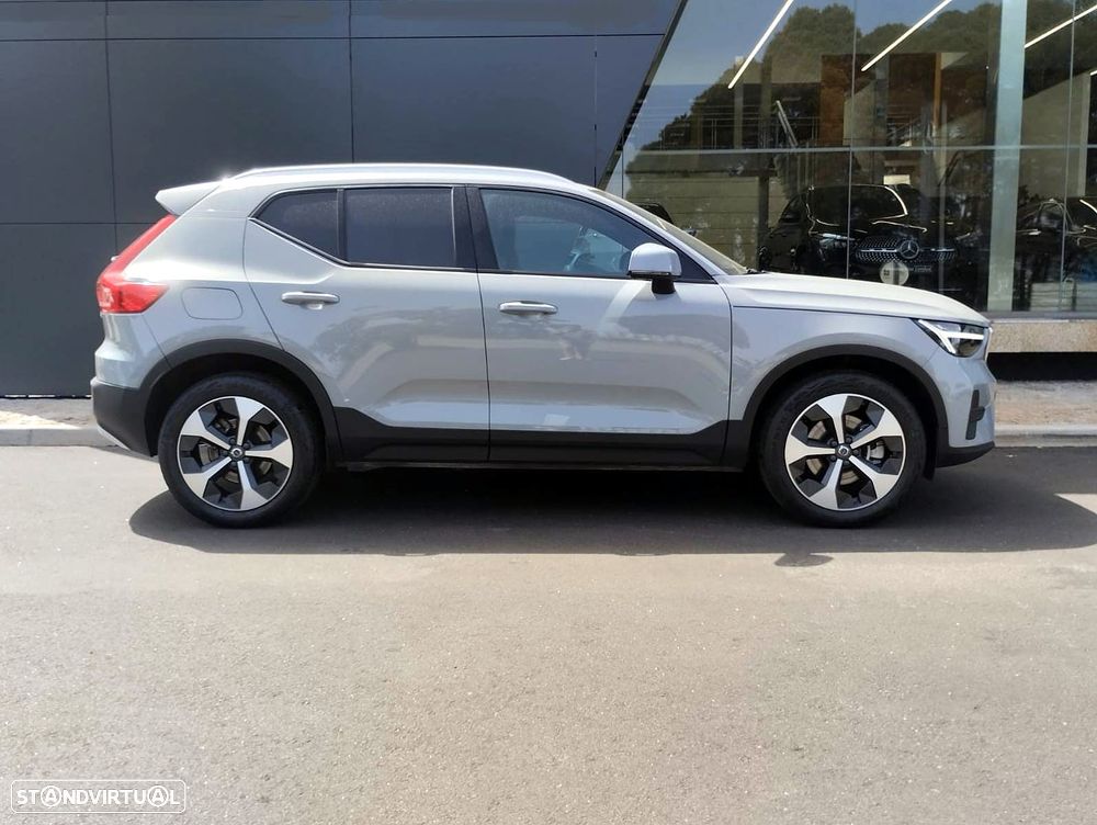 Volvo XC 40 2.0 B3 Core - 11