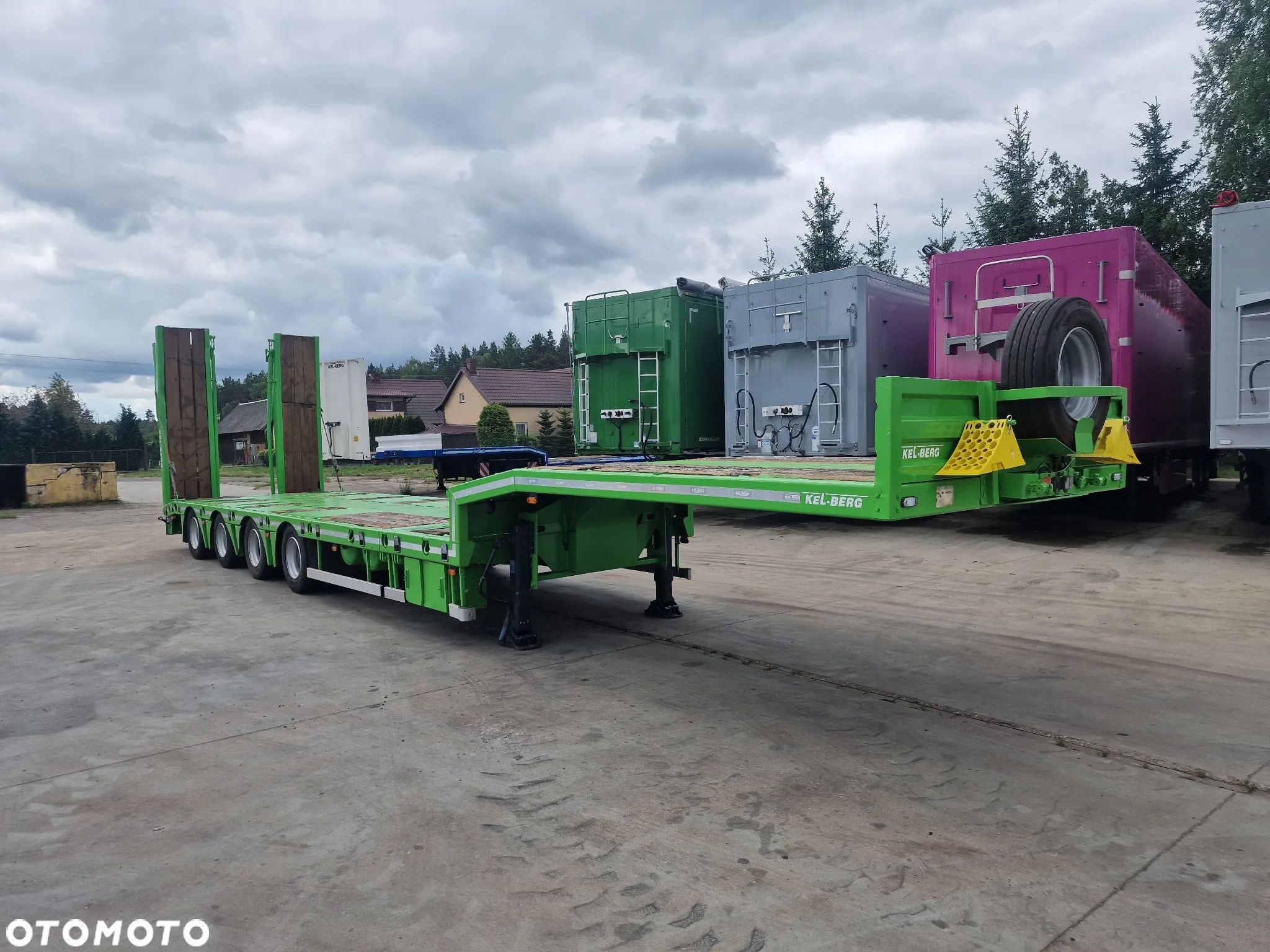 Kel-Berg Niskopodwoziowa 4-osiowa Rozciągana do 19,30 Poszerzana Najazdy Własna Hydraulika Wciągarka 58000 kg - 1