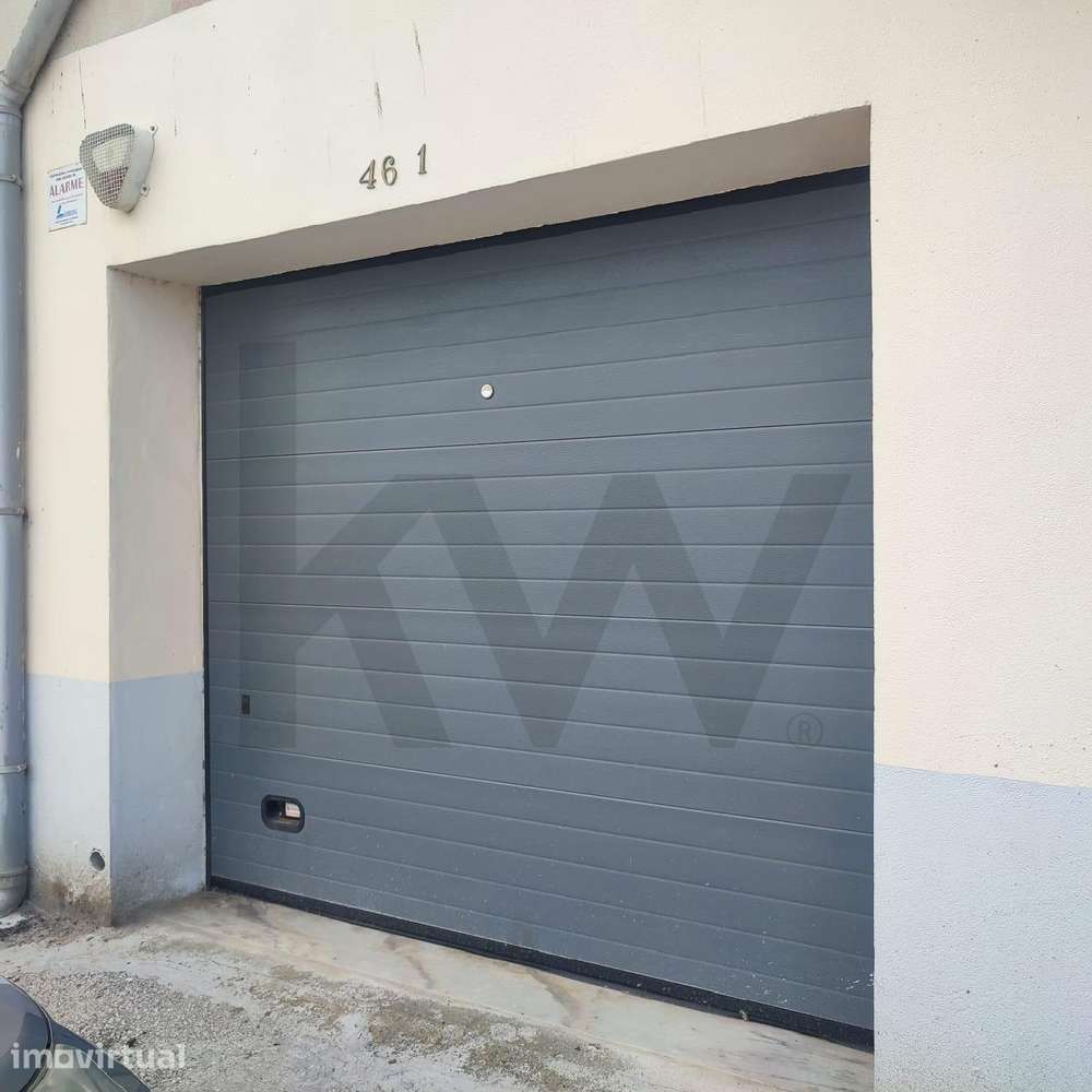Garagem Box para 2 Viaturas - O Espaço Perfeito para Estacionar, Arrum - Grande imagem: 3/3