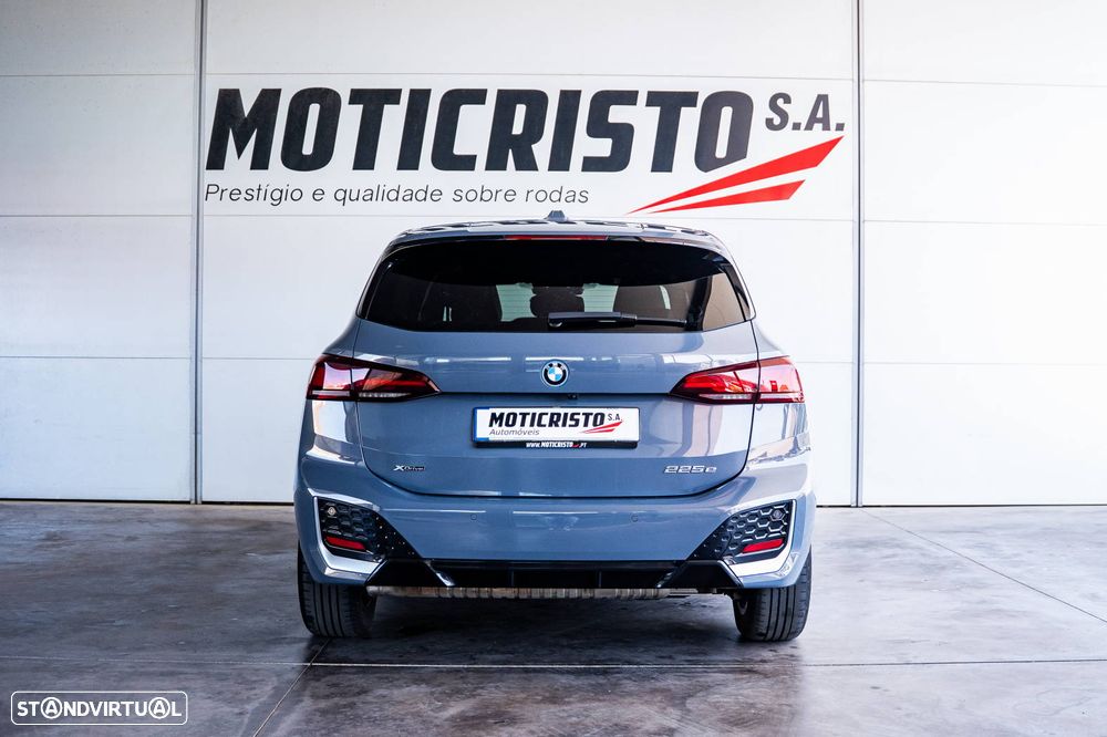 BMW 225xe Active Tourer - 7