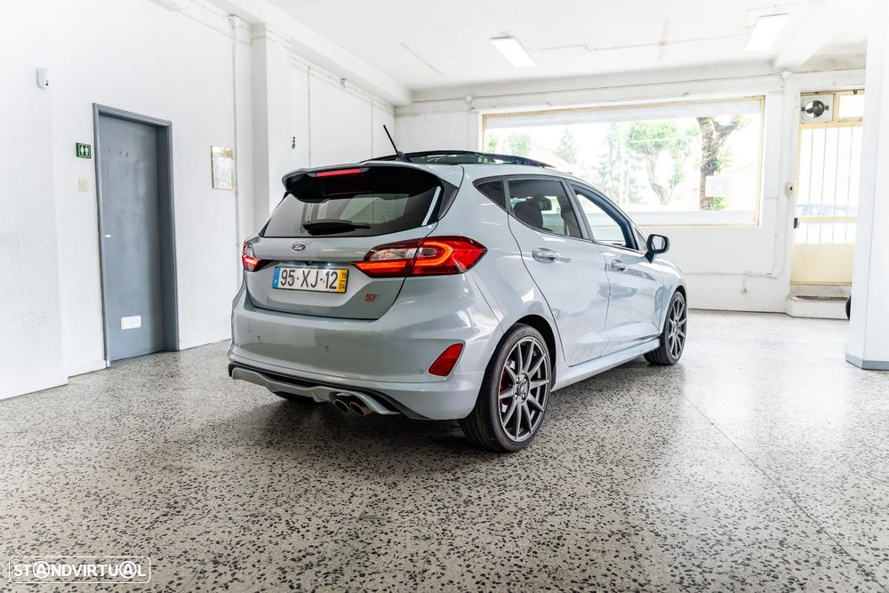 Ford Fiesta 1.5 EcoBoost ST - 6