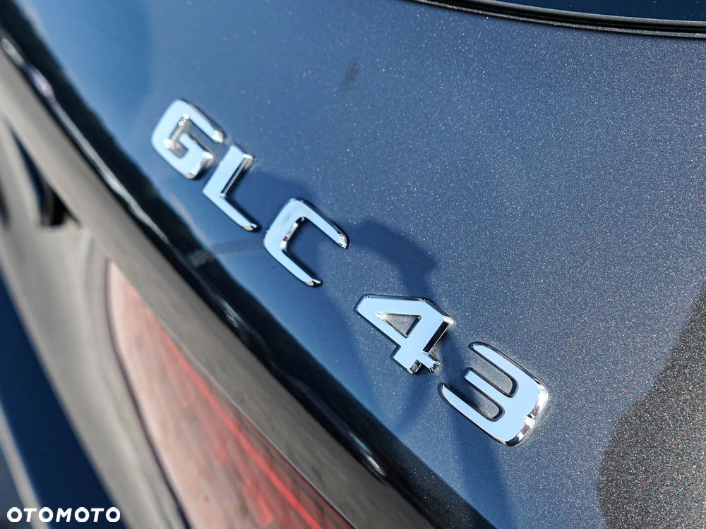 Mercedes-Benz GLC - 14