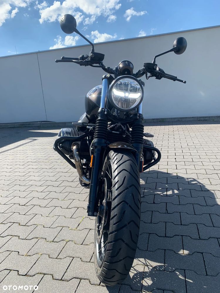 BMW R - 12