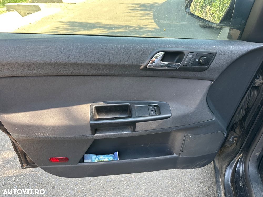 Volkswagen Polo - 11