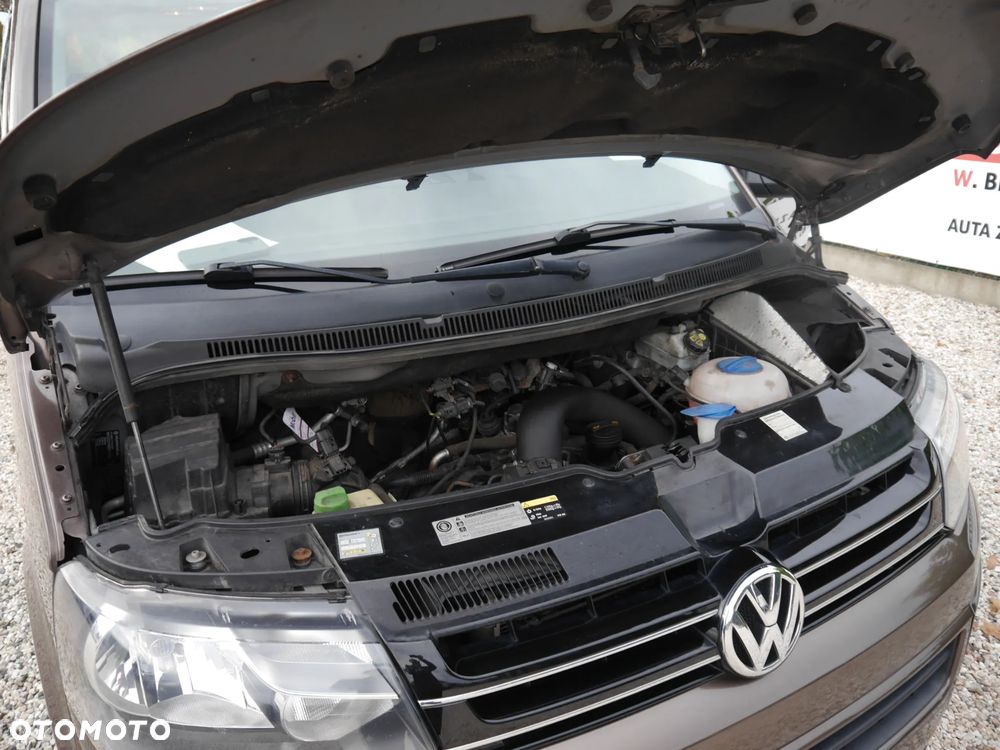 Volkswagen Multivan - 27