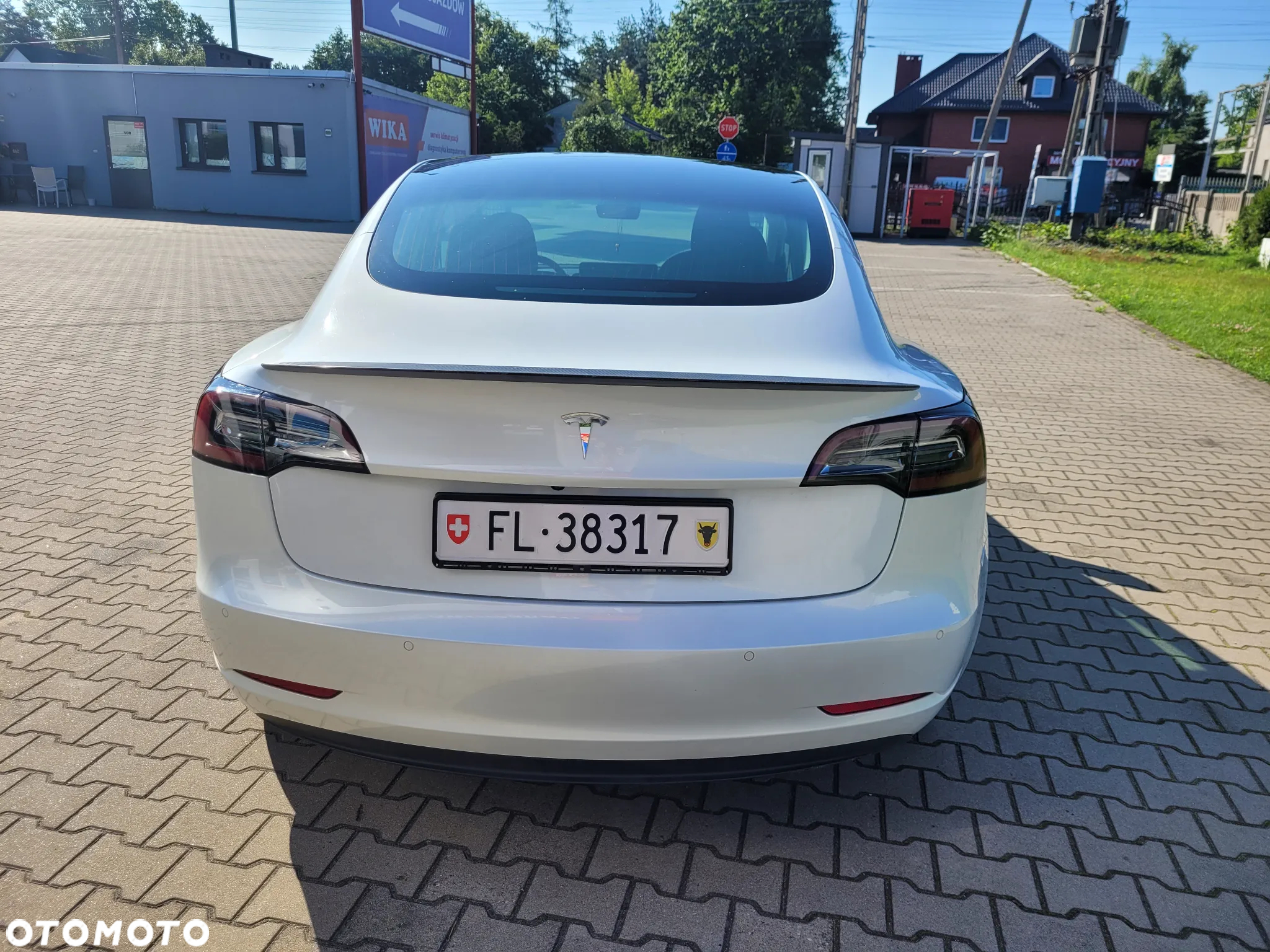 Tesla Model 3 Langstreckenbatterie Allradantrieb Dual Motor Performance - 5