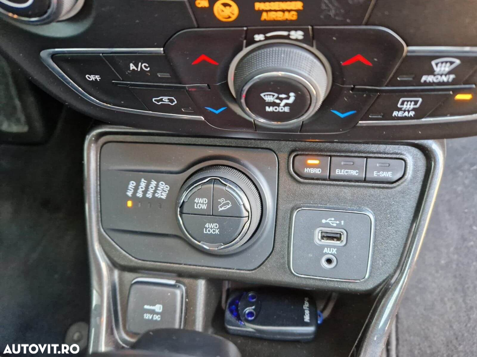 Jeep Compass - 15