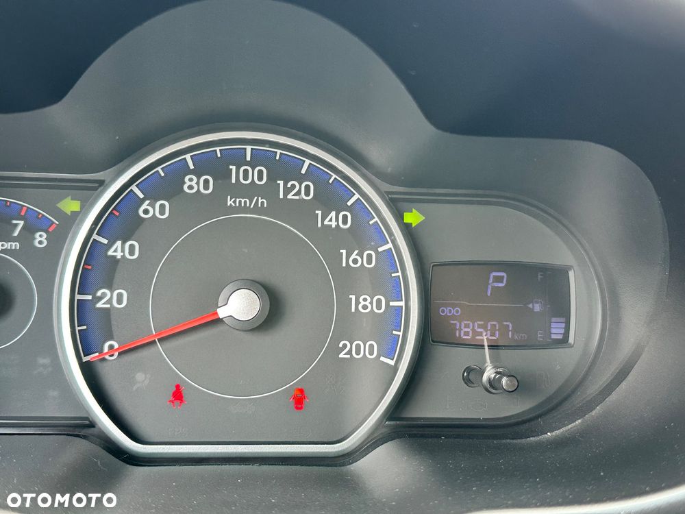 Hyundai i10 - 10