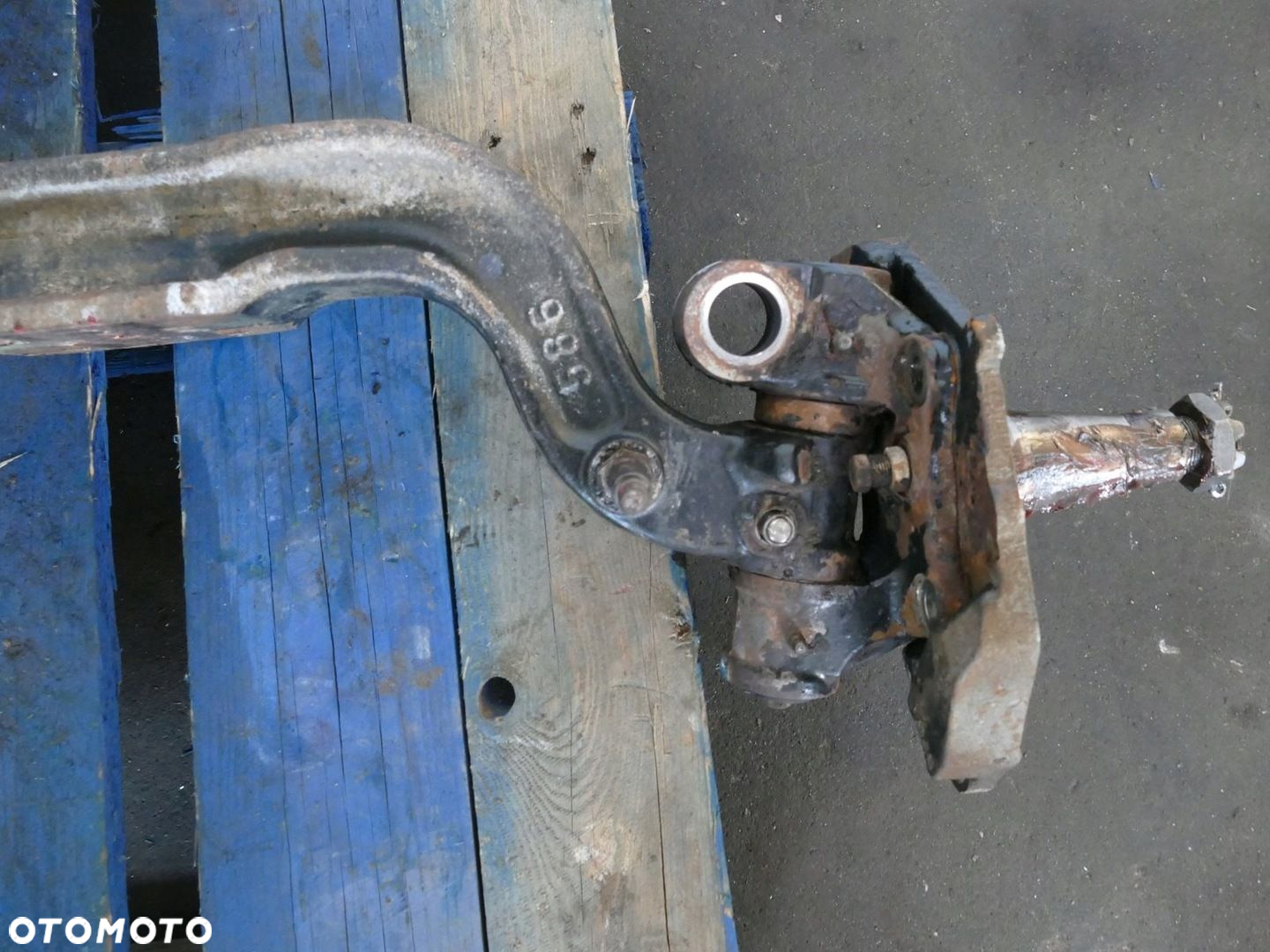ISUZU GRAFTER N35 3.0 D BELKA ZAWIESZENIA OŚ PRZÓD - 3