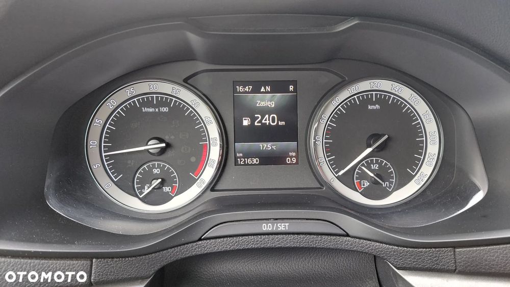 Skoda Karoq 1.6 TDI SCR DSG Ambition - 10
