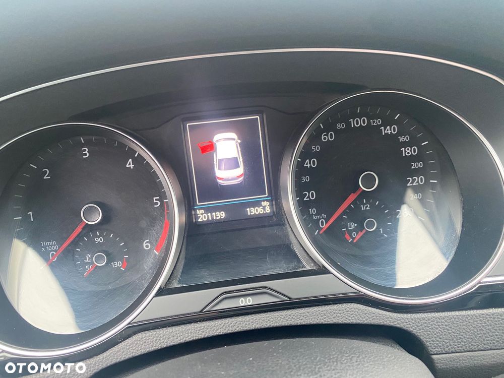 Volkswagen Passat 2.0 TDI BMT Highline DSG - 5