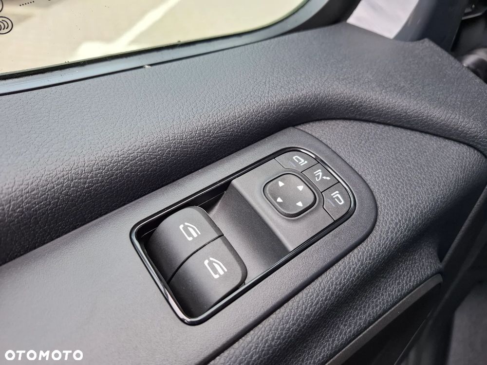 Mercedes-Benz Sprinter 519 CDI Furgon PRO długi 4325 mm L3H2 - DMC 3500 kg - 36