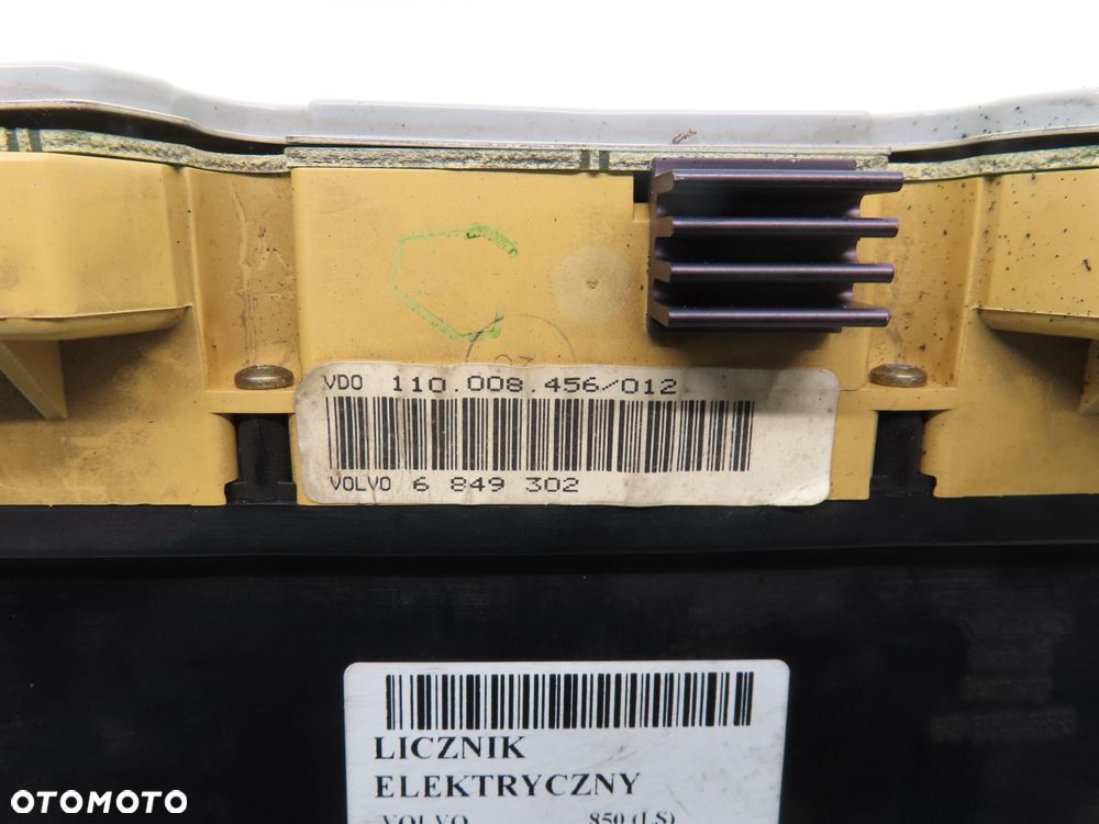 LICZNIK VOLVO 850 2.4 6849302 110008456012 - 5