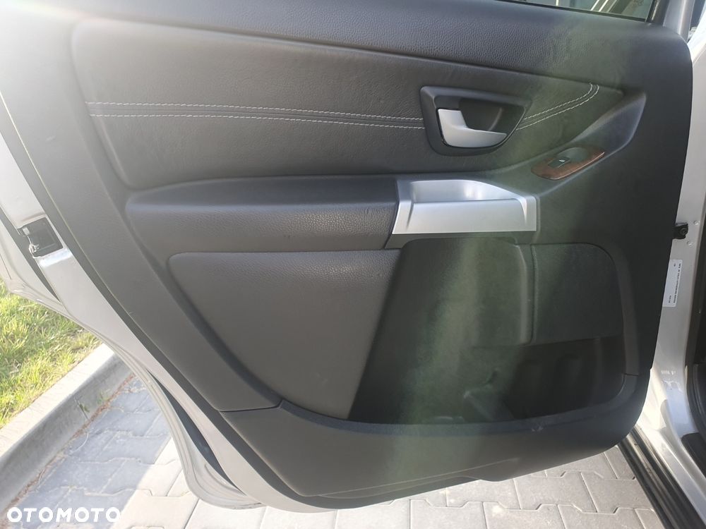 Volvo XC 90 - 13