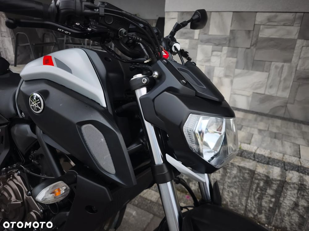 Yamaha MT - 11